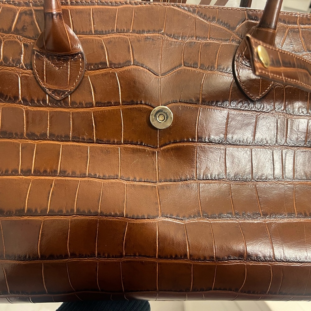 Fairfax & Favor England Windsor Handbag in Conker Brown Croc Print Leather - Picture 8 of 11